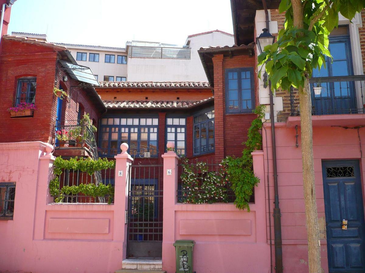 El 8 de Serranos León Exterior foto